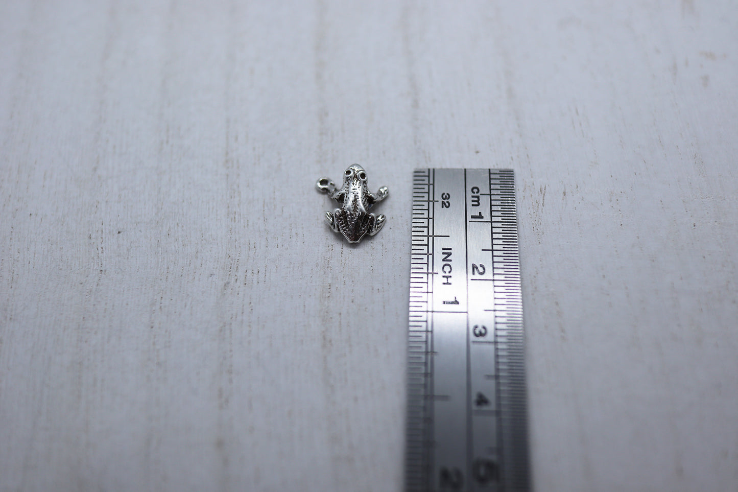Small Frog Charm