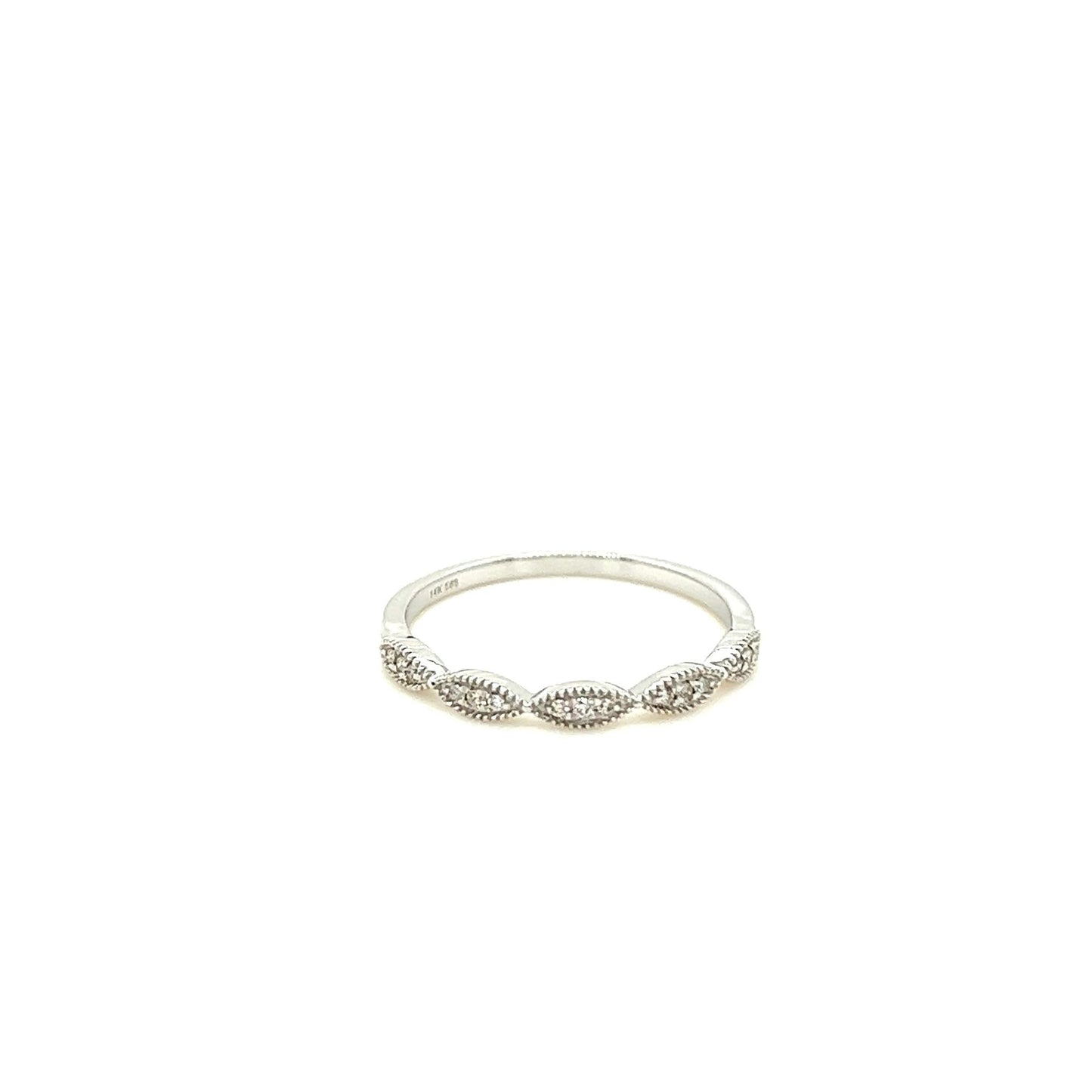 14kt White Gold Round Diamond (Marquise Set) Milgrain Ring